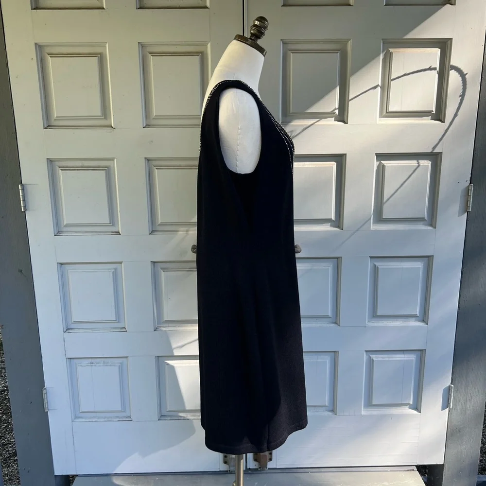 St. John Black Santana Knit Jeweled Chain Pin Sleeveless Mid-length Size 14 - Picture 3 of 7